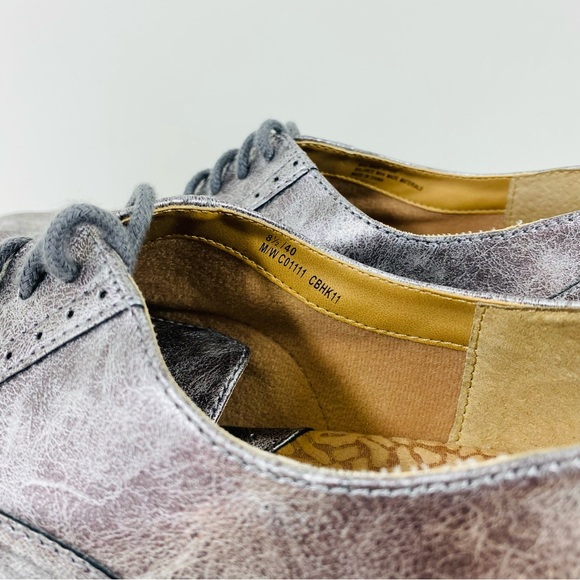 BOC Born Metallic Pewter Oxfords Womens Shoes Wingtip 8.5 Lace Up Silver Preppy - Picture 8 of 9